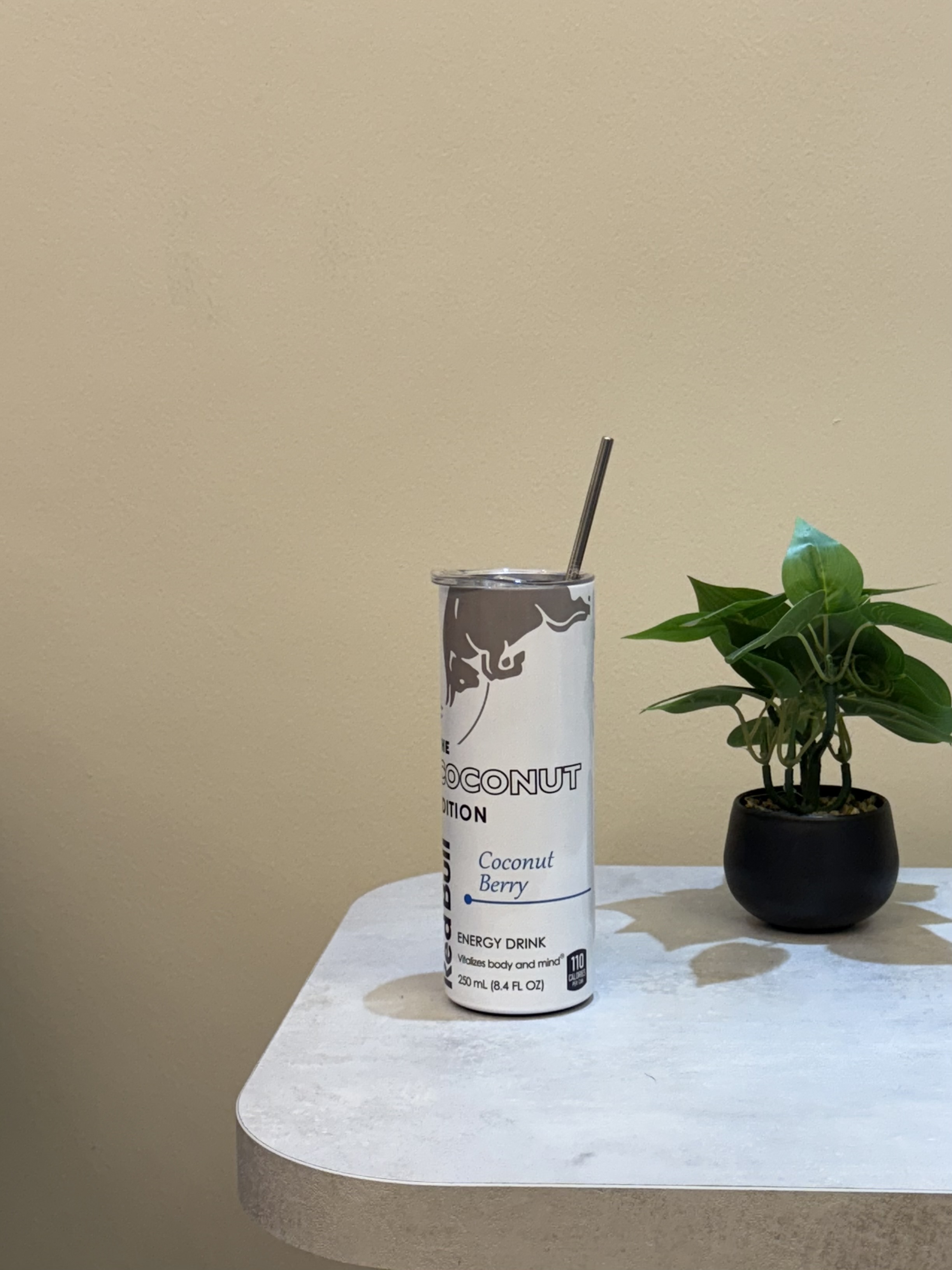 صورة مصغرة رقم 2 للمنتج ريدبول كوكنت 02